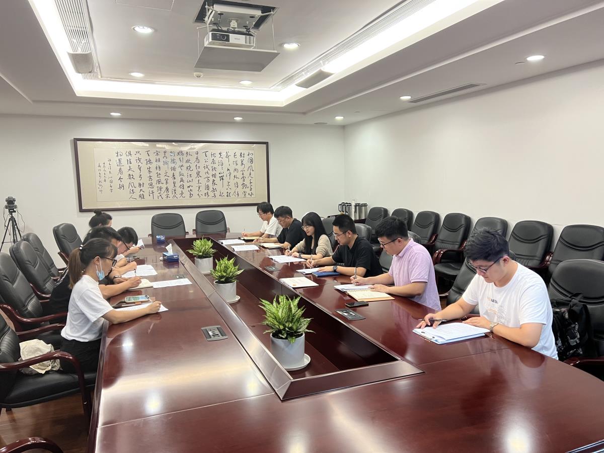 市團(tuán)代會(huì)學(xué)習(xí).jpg 市團(tuán)代會(huì)學(xué)習(xí).jpg